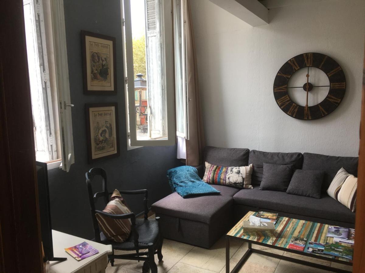 Ferienwohnung Un Coin De Luberon LʼIsle-sur-la-Sorgue Exterior foto